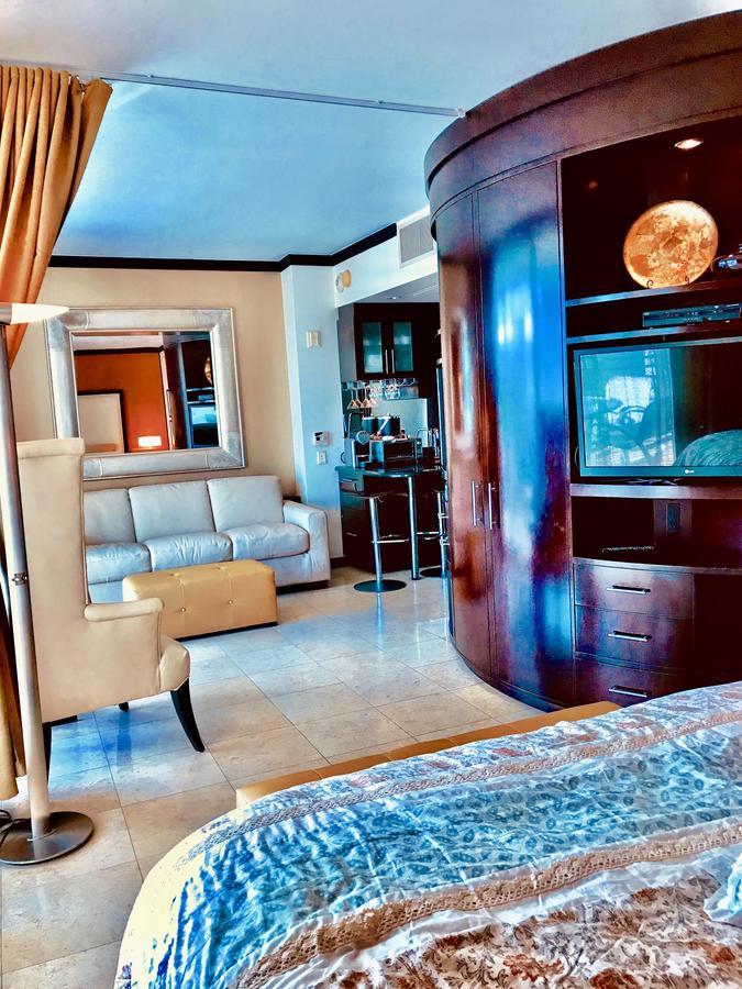מיאמי ביץ' Apartment At De Soleil Hotel On Ocean Drive מראה חיצוני תמונה
